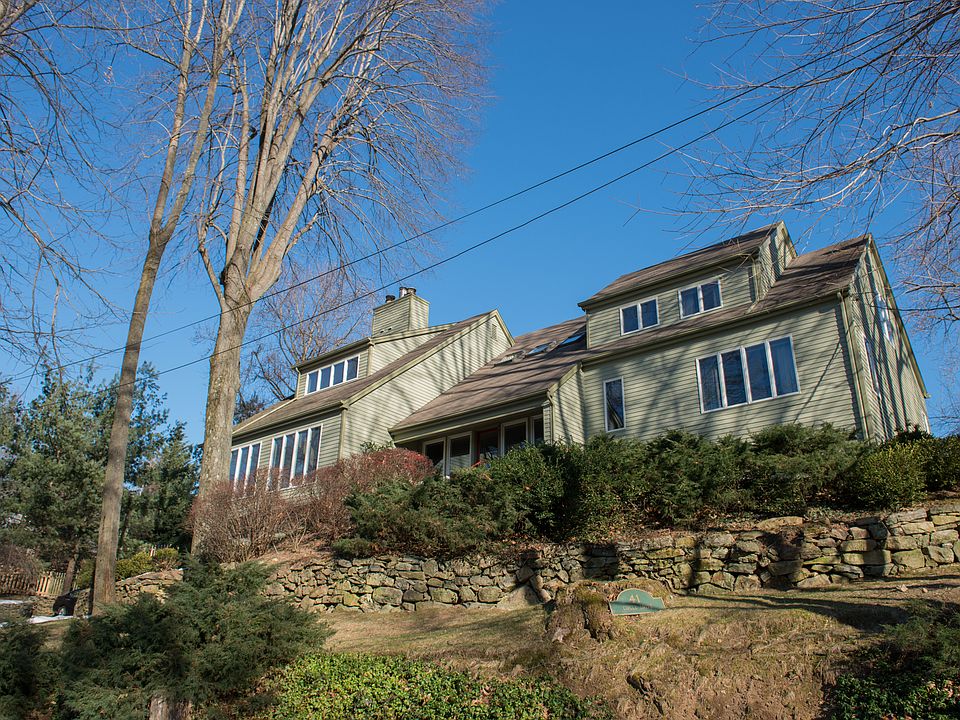 1st image of 41 Circle Dr
