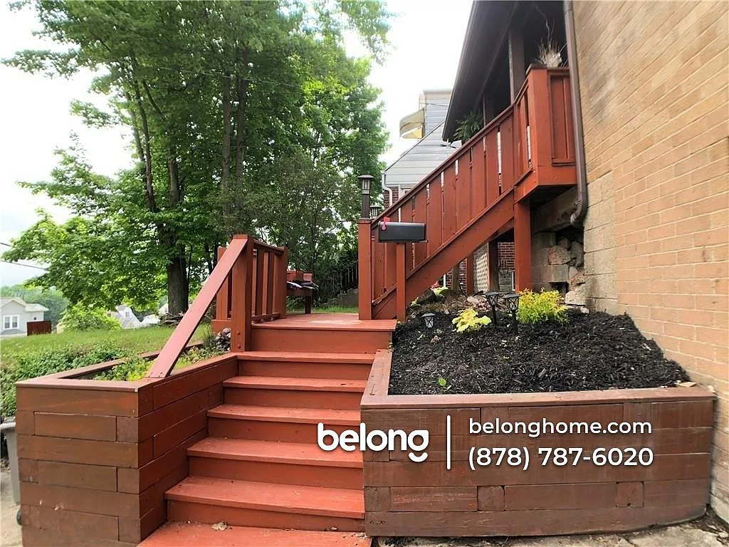 3 bed, 2.0 bath, 1500 sqft, $1,595 — Photo 3