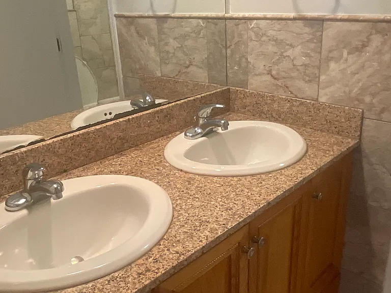 4942 Grand Ave #10 — Photo 18