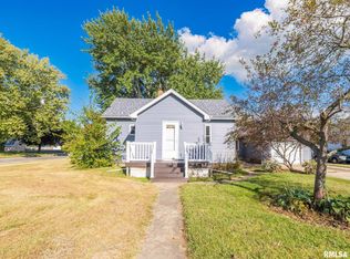 612 N Jefferson St, Roanoke, IL
