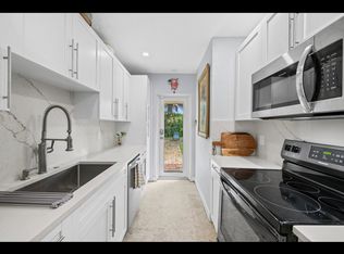 1020 NW 4th Ave, Fort Lauderdale, FL 33311