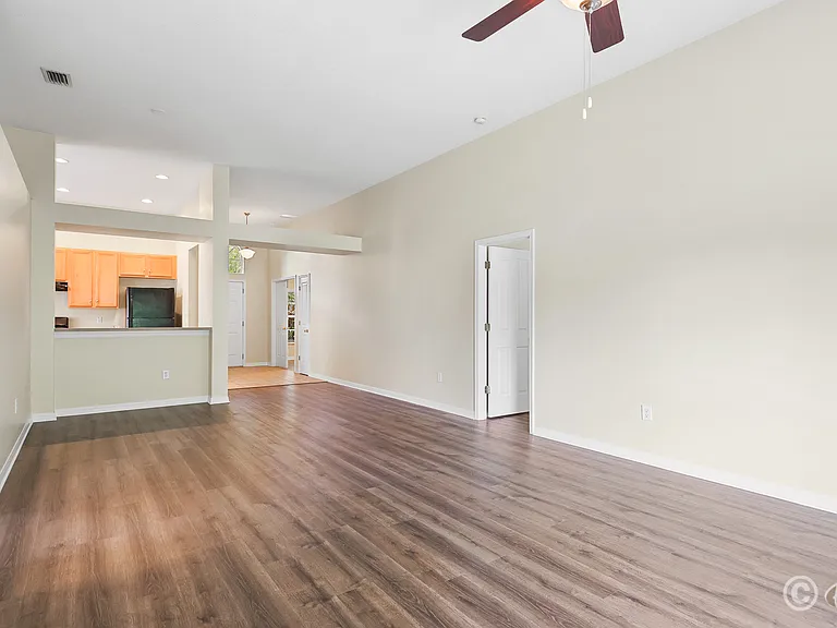 6328 Bridgecrest Dr — Photo 12