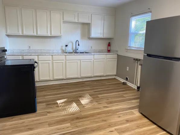 639 Maple St #641, Mount Airy, NC 27030