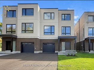 126 Dunbar Rd, Mississauga, ON L5B1G4