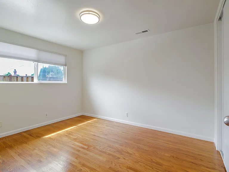 2851 Mark Ave — Photo 15