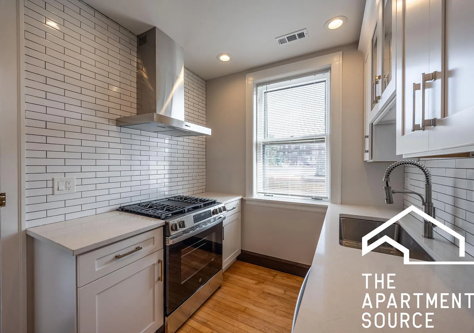 6411 North Talman Avenue #301 — Photo 4