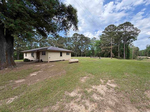 2nd image of 406 Bradley Rd #69