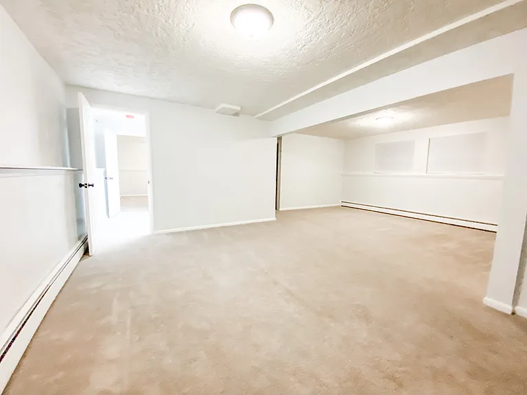 5033 Pineridge Ave — Photo 12