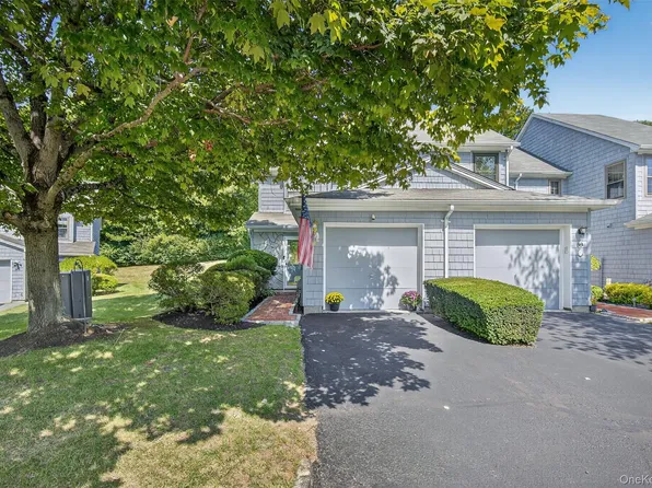 97 Jonathan Drive, Mahopac, NY 10541
