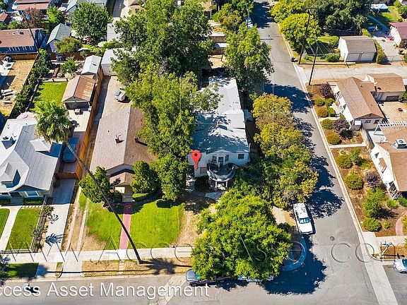 3rd image of 405 Glenwood Dr APT 2
