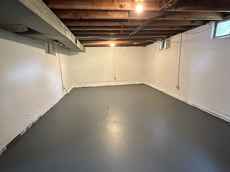 332 Harris Ln — Photo 15