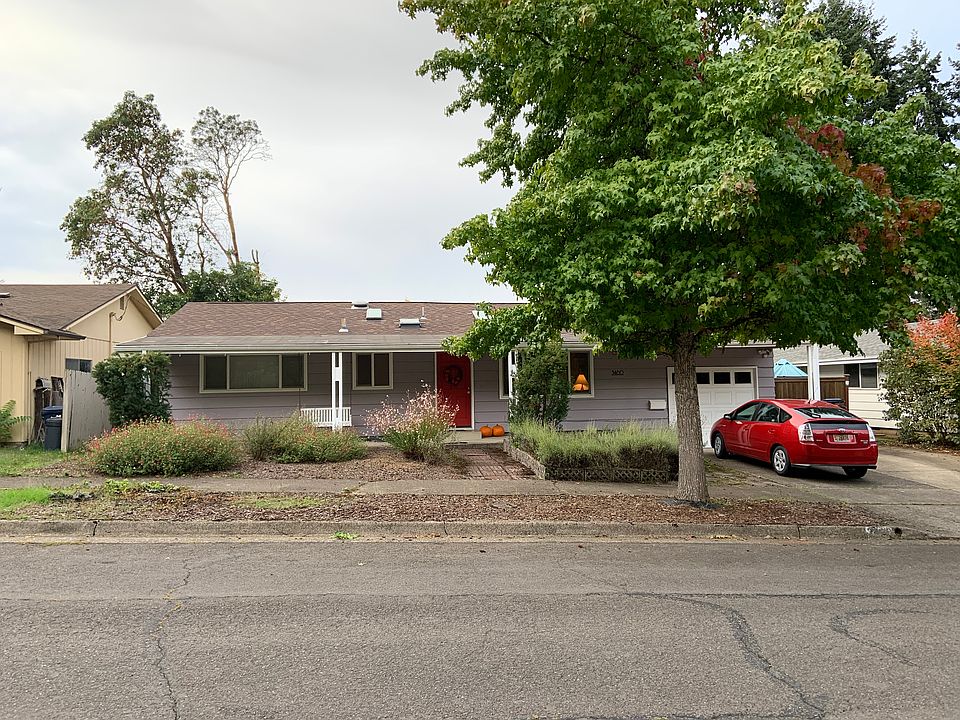 2nd image of 3460 Onyx St