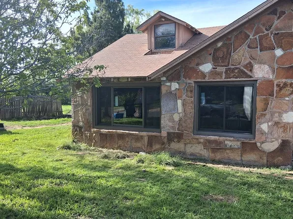 620 E 37th St, San Angelo, TX 76903