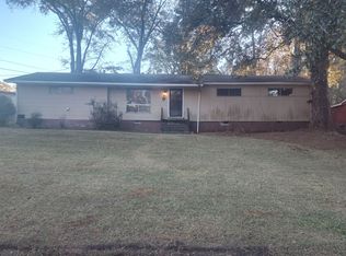 665 Heather Ln, Jackson, MS 39206