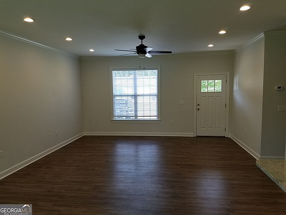3rd image of 600 Country Club Rd #E2