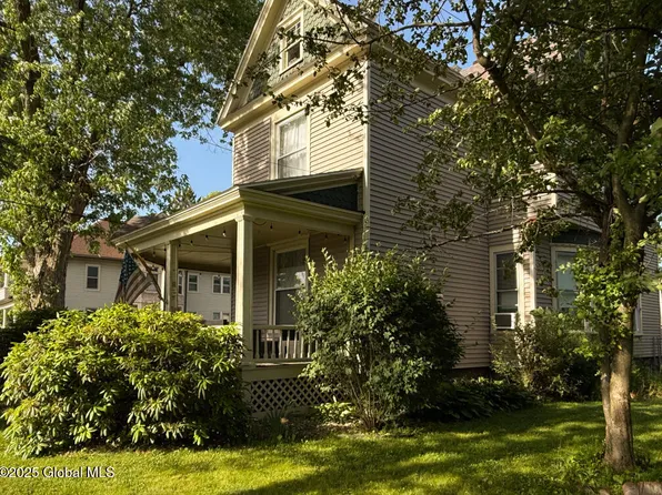 126 Kingsboro Avenue, Gloversville, NY 12078