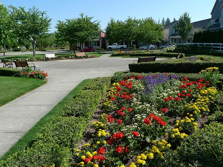 Common ground to enjoy with beautiful landscaping