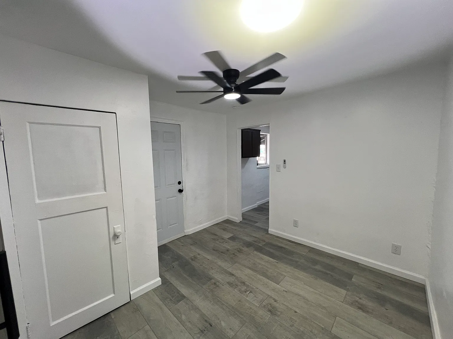 1 bed, $1,350 — Photo 4