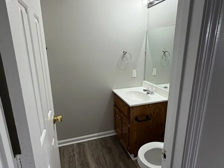 211 Aqueduct Dr — Photo 4