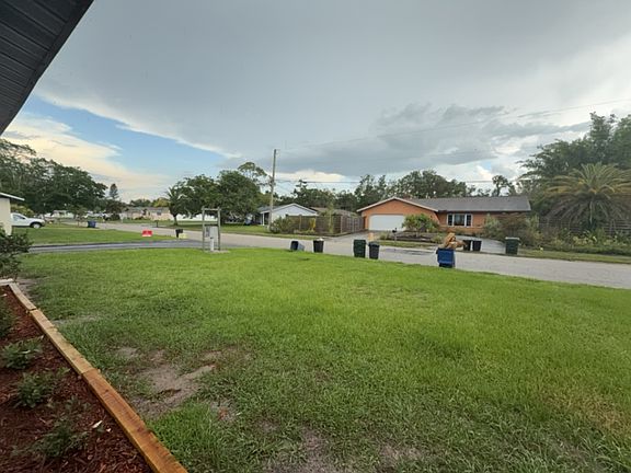 4th image of 7059 Brentford Rd APT A