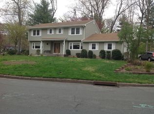 66 Eagle Ln, Tappan, NY 10983