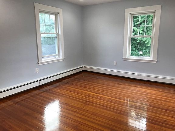 3rd image of 51 W Elm Ave #2