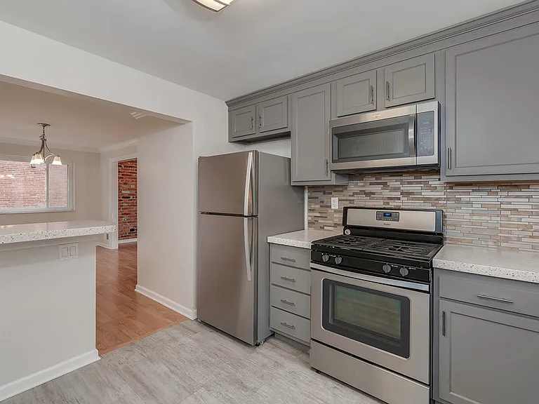 6641 Birchwood Ave #1 — Photo 11