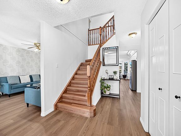 4th image of 4424 33rd St NW