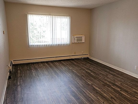 5th image of 2007 Carmel Dr #2013-19