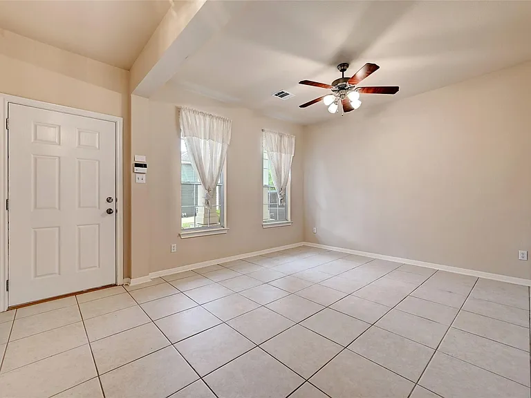 411 W Saint Elmo Rd #34 — Photo 14