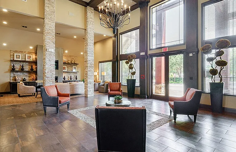 Northgate Oaks Apartments — Photo 36