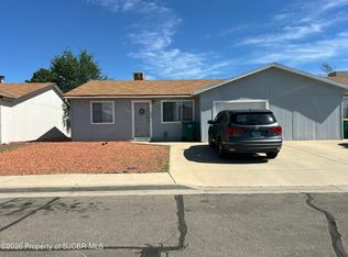 5548 E Beech St, Farmington, NM 87402