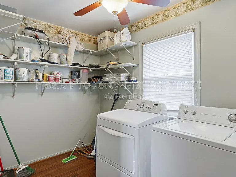 3322 Woodrow Ave — Photo 12