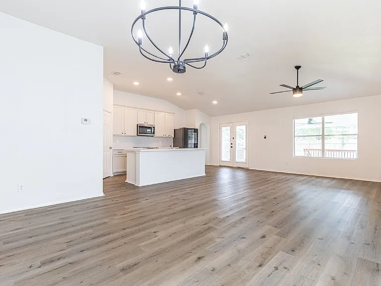 7410 Tranquillo Way — Photo 12