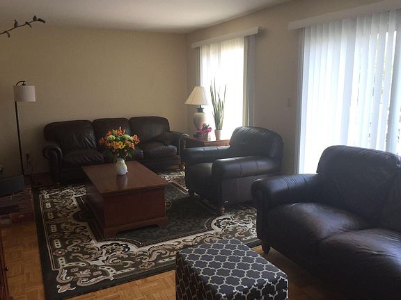 4th image of 2220 Clayville Ct