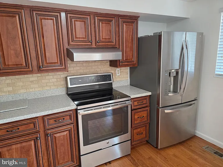 52 Chins Ct — Photo 8