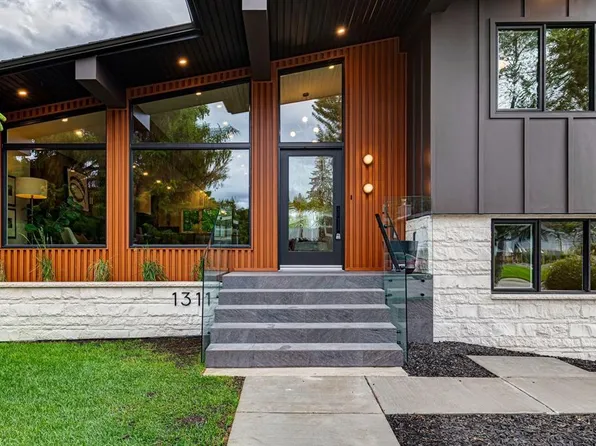 1311 N Carlyle Rd SW, Calgary, AB T2V 2T9