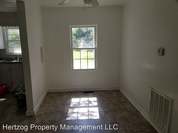 4th image of 313 N Peachtree St