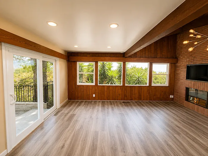 5484 Redding Rd — Photo 4
