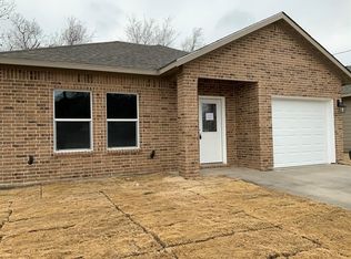 1312 Sayle St, Greenville, TX 75401