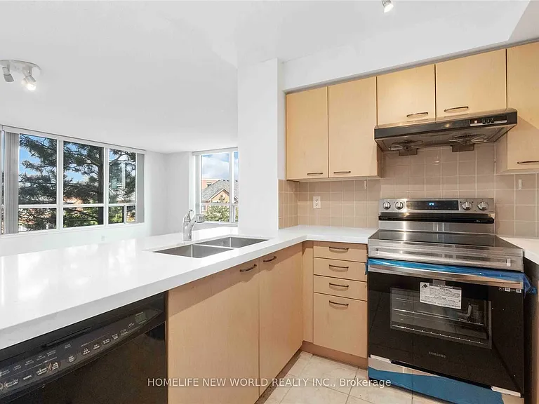 62 Suncrest Blvd #220 — Photo 3