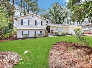 3410 Ravenswood Dr, Atlanta, GA 30349