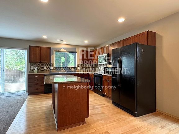 2nd image of 9911 198th Avenue Ct E