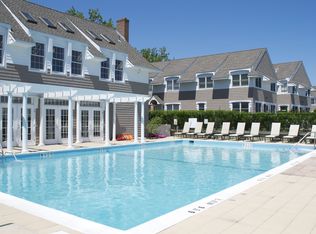 43 Canoe Place Rd, Hampton Bays, NY 11946