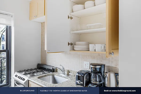 Rented by The Blueground | media 33