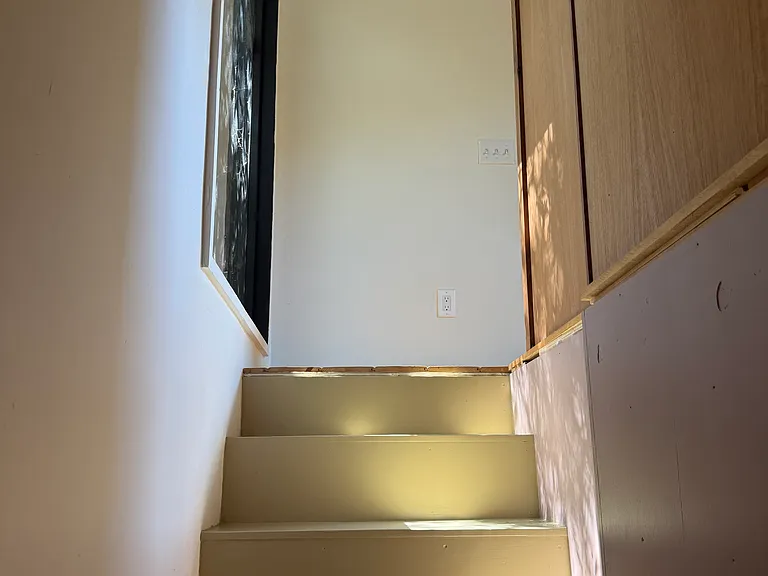 19475 Grand View Dr — Photo 4