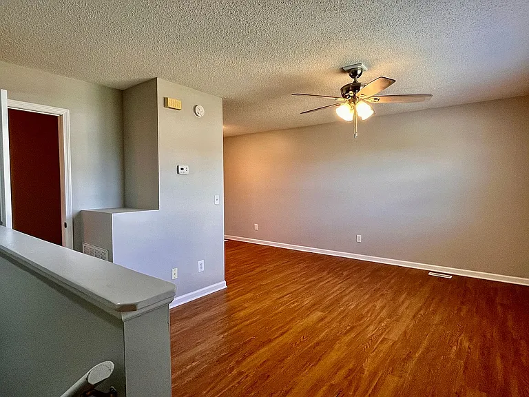 135 Lee Dr #3 — Photo 11
