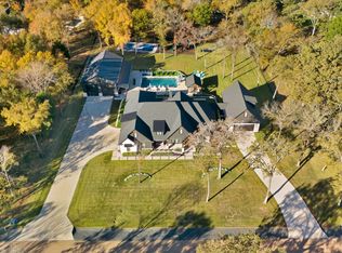 104 Oakbend Trl, Mabank, TX 75147
