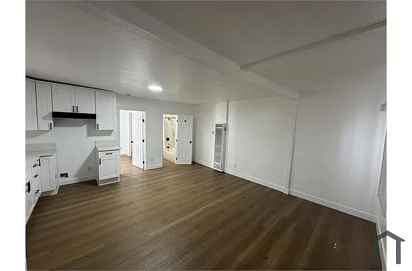 Building Photo - 217 W 53rd St