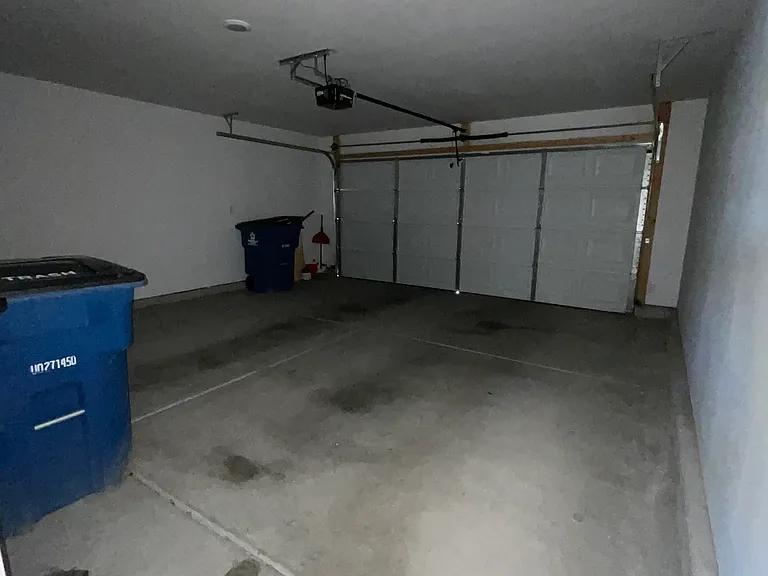 2405 Village Dr — Photo 13